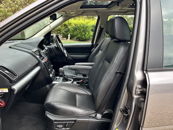 Used Land Rover Freelander 2 2010 for sale - 75338167: Photo 21