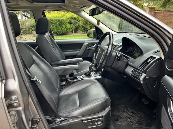 Used Land Rover Freelander 2 2010 for sale - 75338167: Photo 26