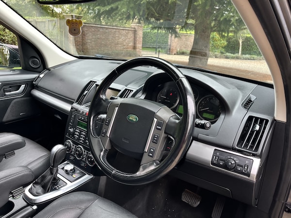 Used Land Rover Freelander 2 2010 for sale - 75338167: Photo 29