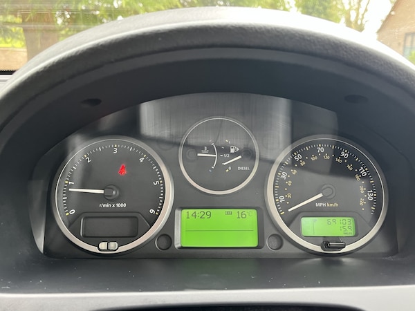 Used Land Rover Freelander 2 2010 for sale - 75338167: Photo 30