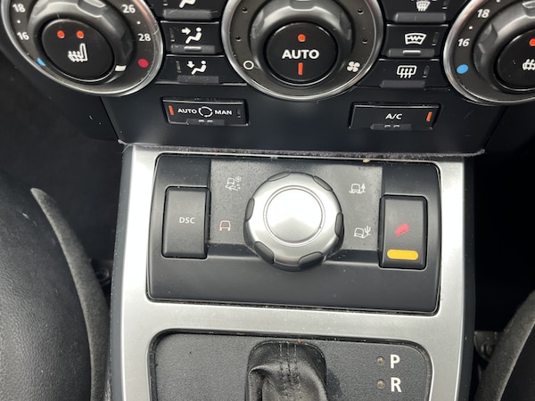 Used Land Rover Freelander 2 2010 for sale - 75338167: Photo 33