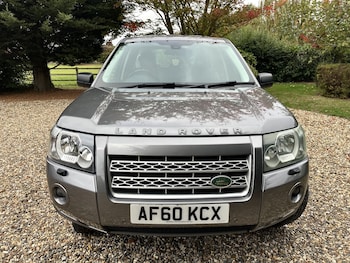 Used Land Rover Freelander 2 2010 for sale - 75338167: Photo 3