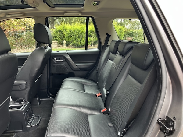 Used Land Rover Freelander 2 2010 for sale - 75338167: Photo 4