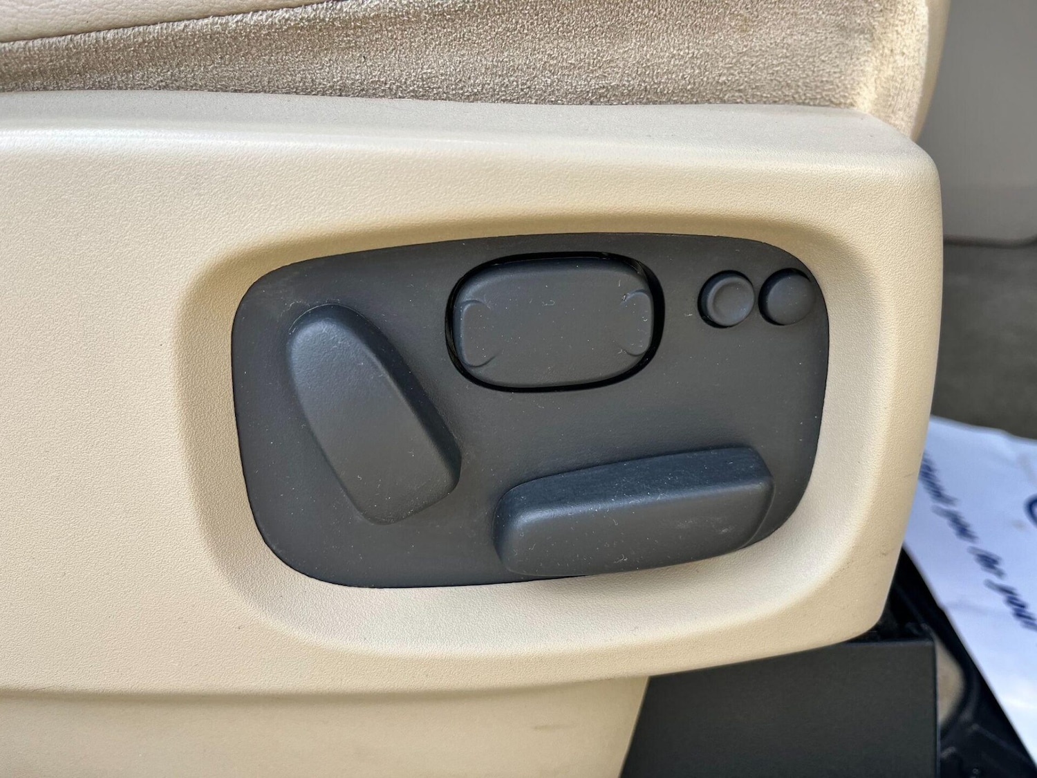 Used Land Rover Discovery 2014 for sale - 78097933: Photo 13