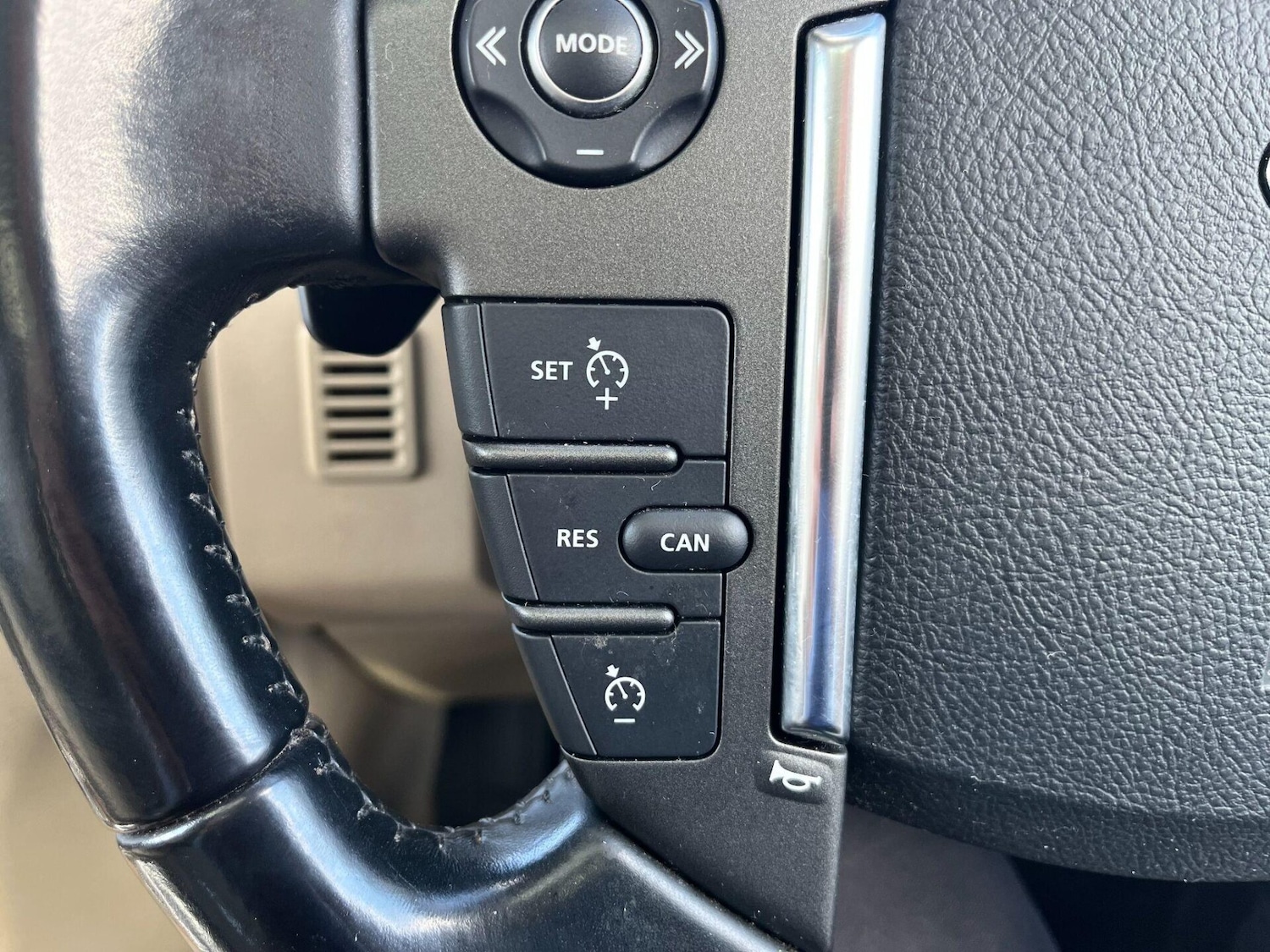 Used Land Rover Discovery 2014 for sale - 78097933: Photo 20