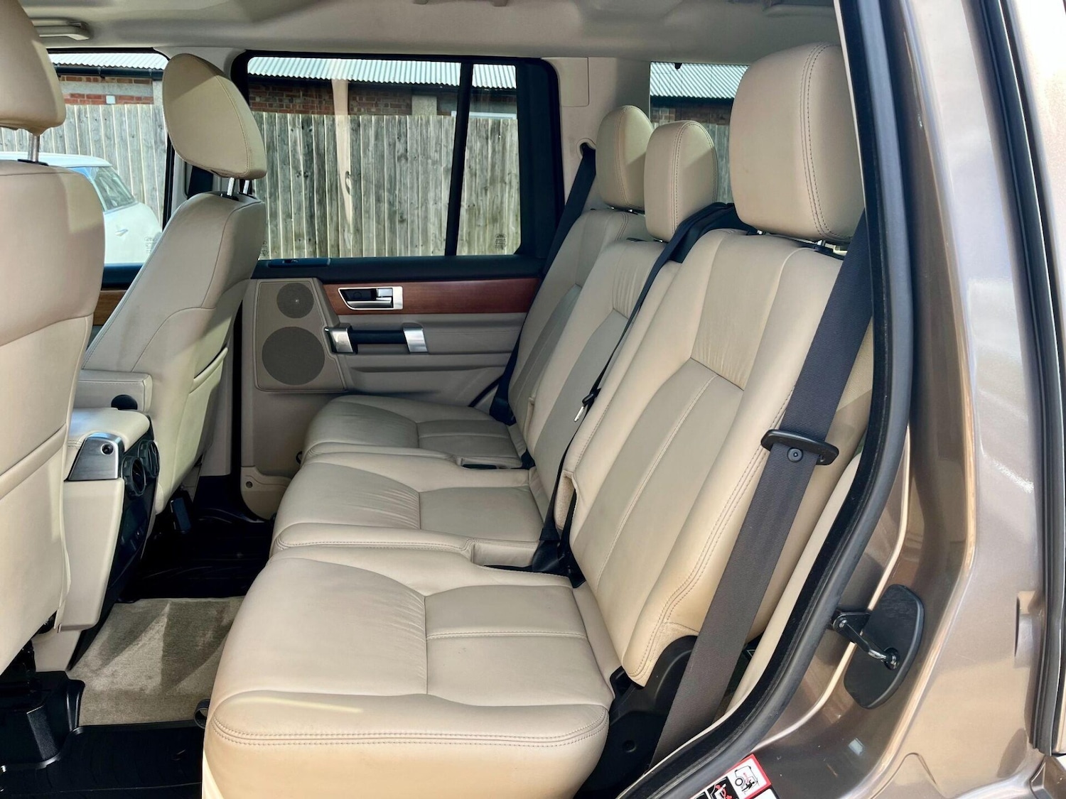 Used Land Rover Discovery 2014 for sale - 78097933: Photo 31