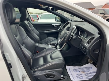 Used Volvo XC60 2017 for sale - 77917430: Photo