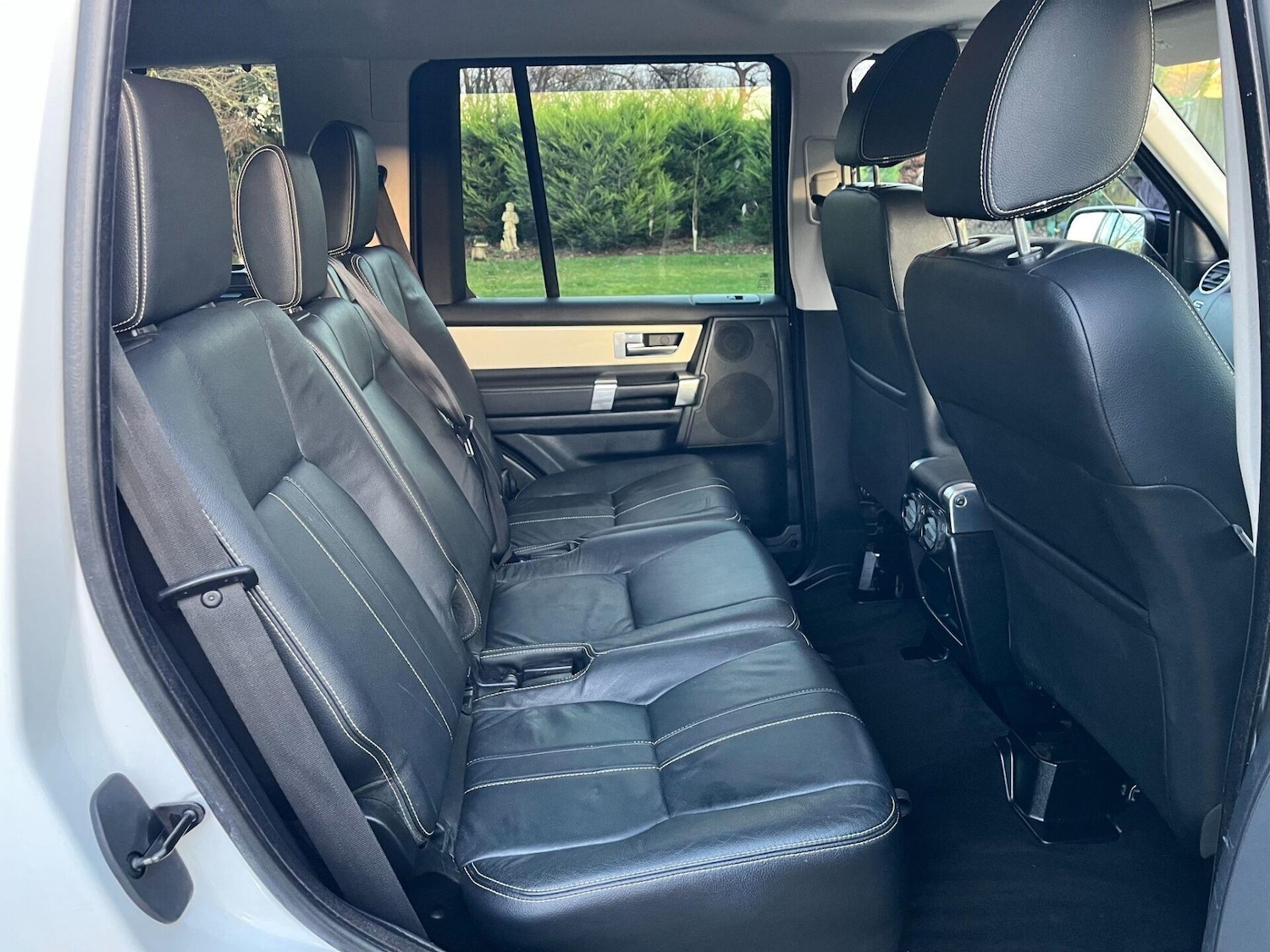 Used Land Rover Discovery 2011 for sale - 77003564: Photo 4