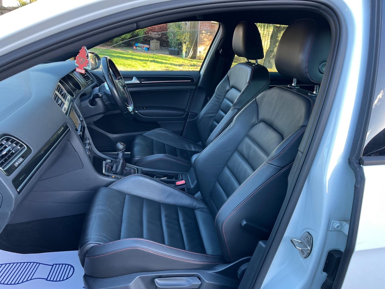 Used Volkswagen Golf 2017 for sale - 77088538: Photo 17