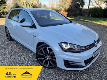 2017 - 2.0 TSI BlueMotion Tech GTI Euro 6 (s/s) 5dr