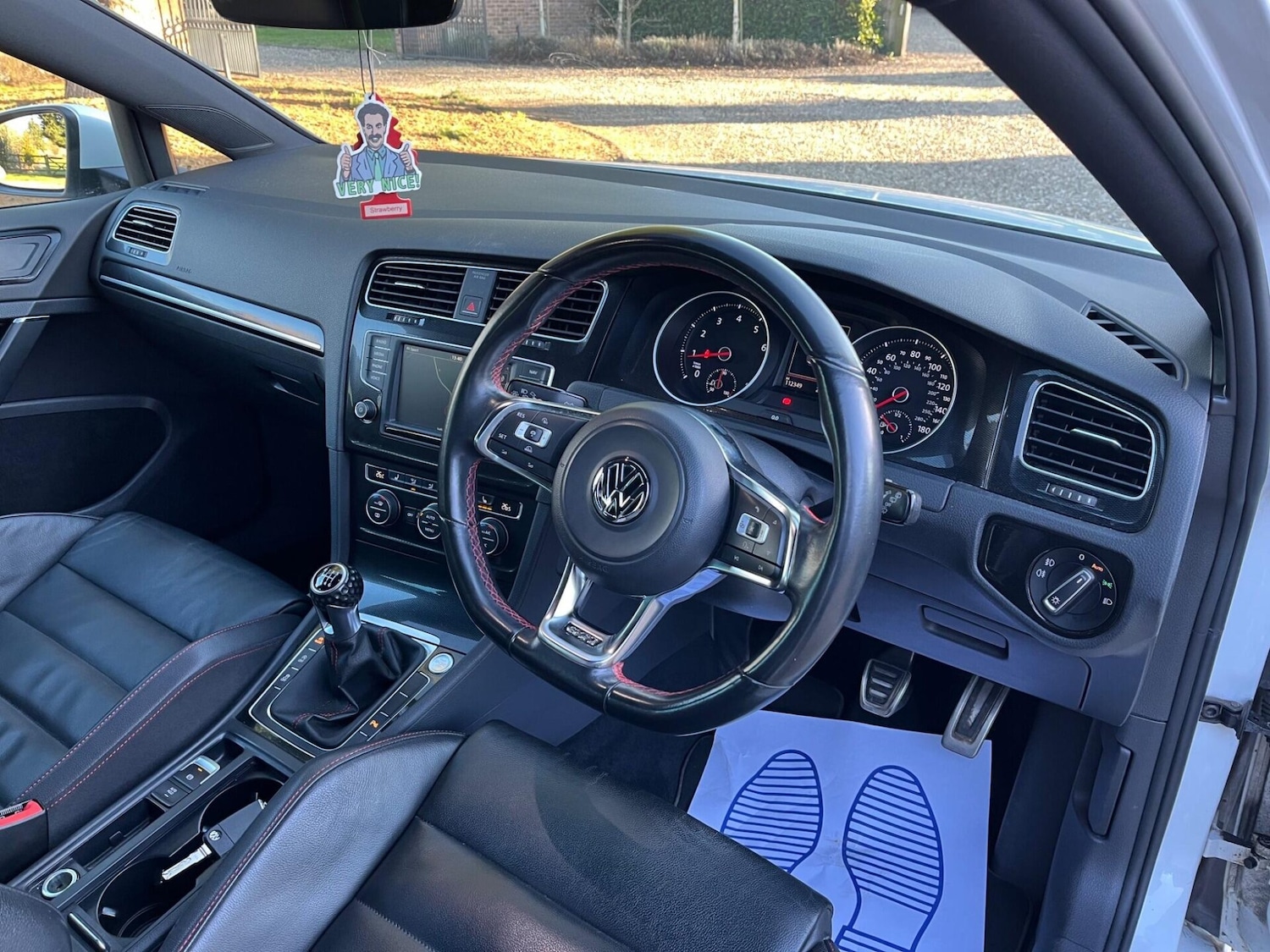 Used Volkswagen Golf 2017 for sale - 77088538: Photo 20