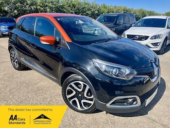 Used Renault Captur 2015 for sale - 77846670: Photo