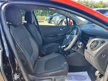 Used Renault Captur 2015 for sale - 77846670: Photo