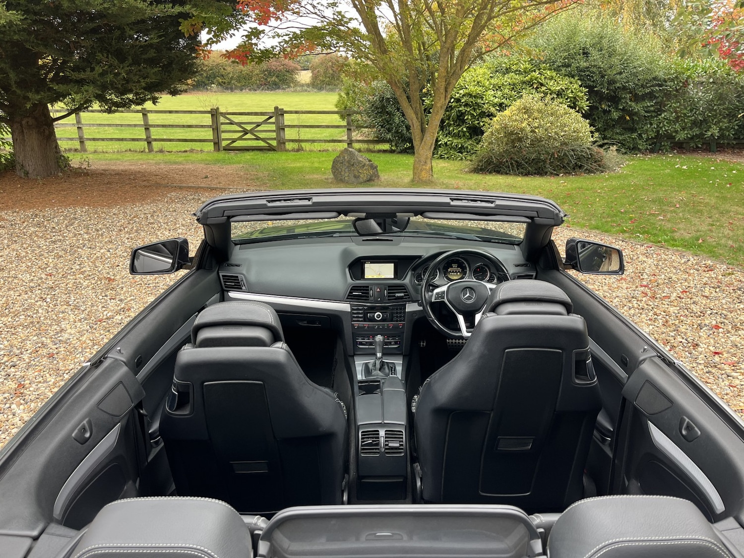 Used Mercedes-Benz E Class 2011 for sale - 76246204: Photo 32