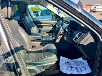 Used Land Rover Discovery 2018 for sale - 78920297: Photo