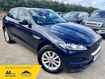 Used Jaguar F-Pace 2017 for sale - 79283323: Photo