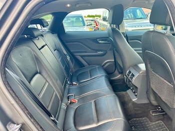 Used Jaguar F-Pace 2017 for sale - 79283323: Photo