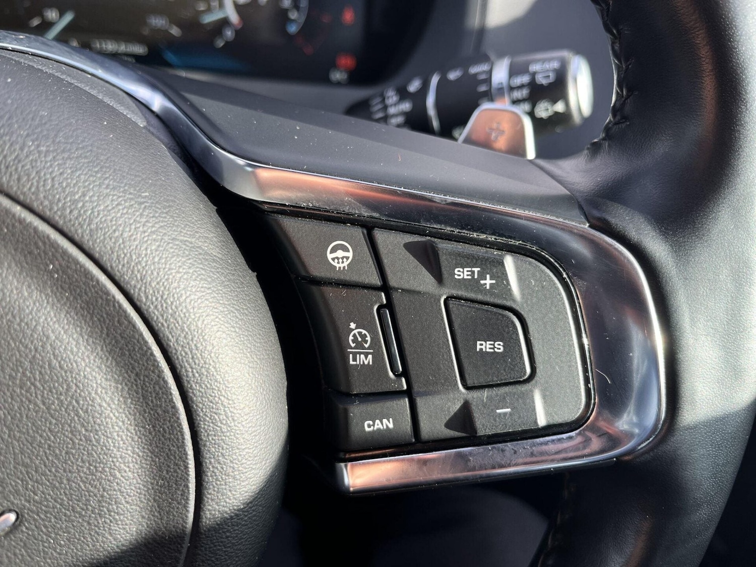 Used Jaguar F-Pace 2018 for sale - 77195247: Photo 11