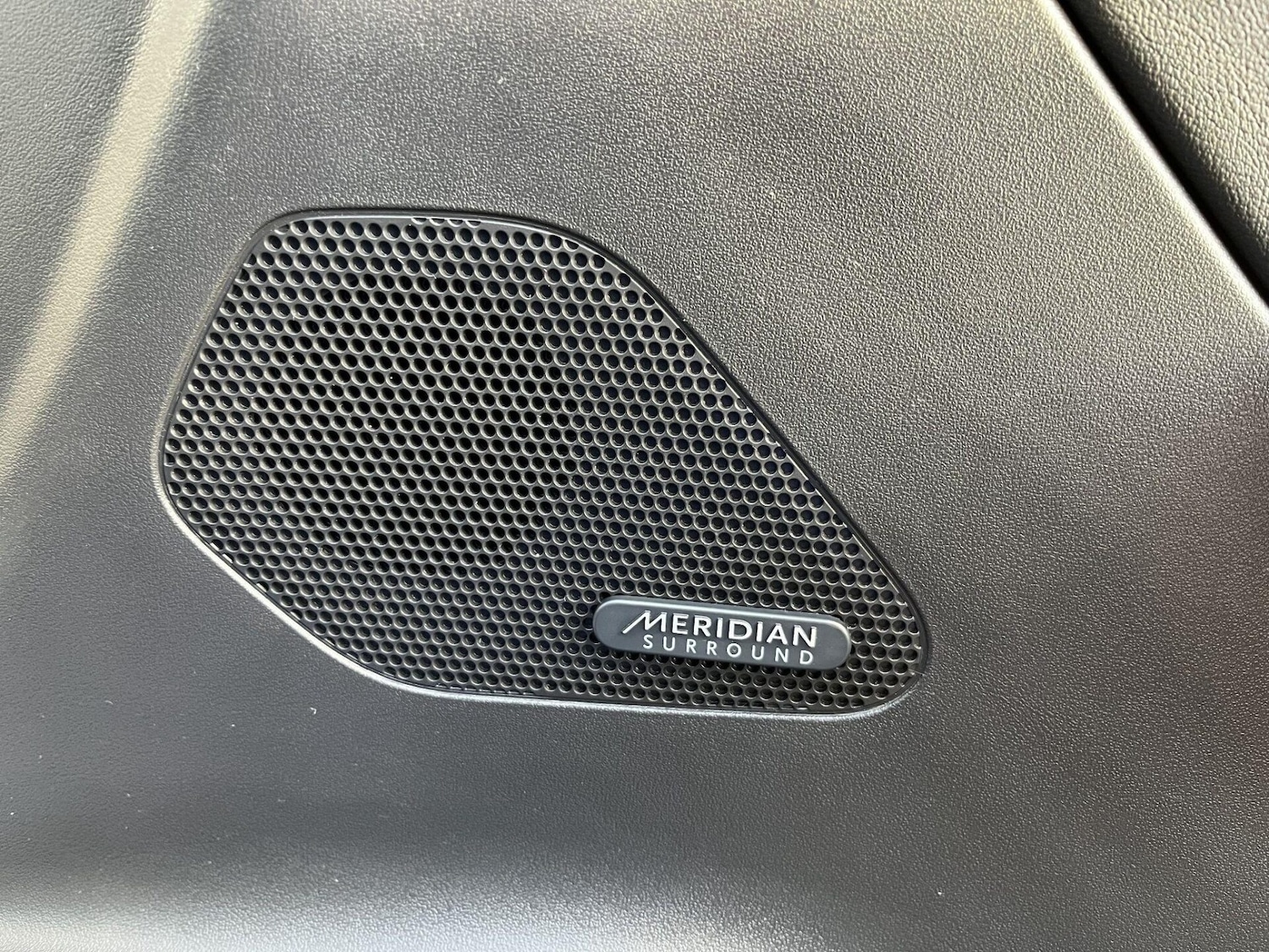 Used Jaguar F-Pace 2018 for sale - 77195247: Photo 21