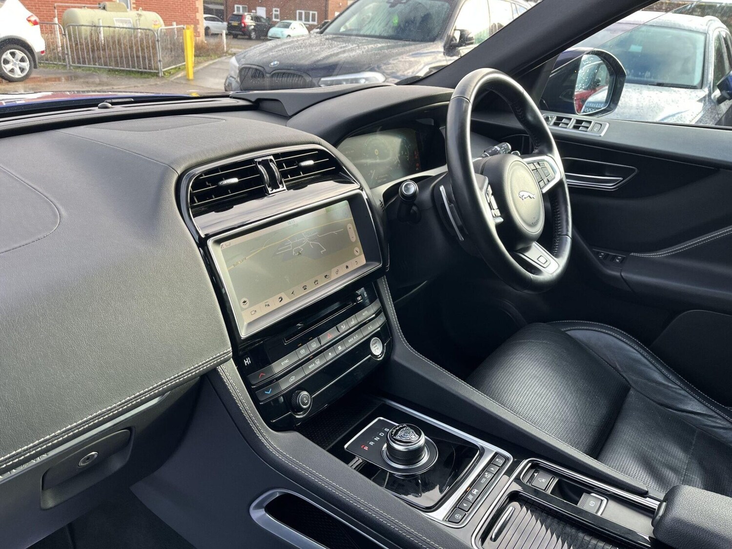 Used Jaguar F-Pace 2018 for sale - 77195247: Photo 27