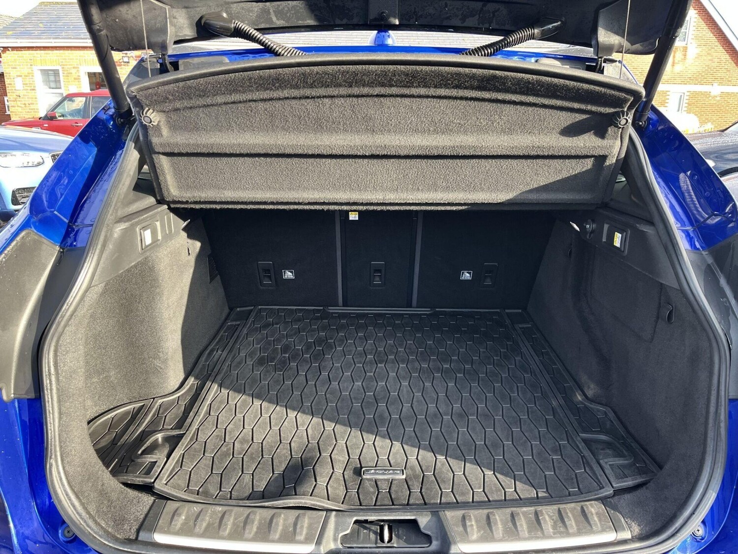 Used Jaguar F-Pace 2018 for sale - 77195247: Photo 35