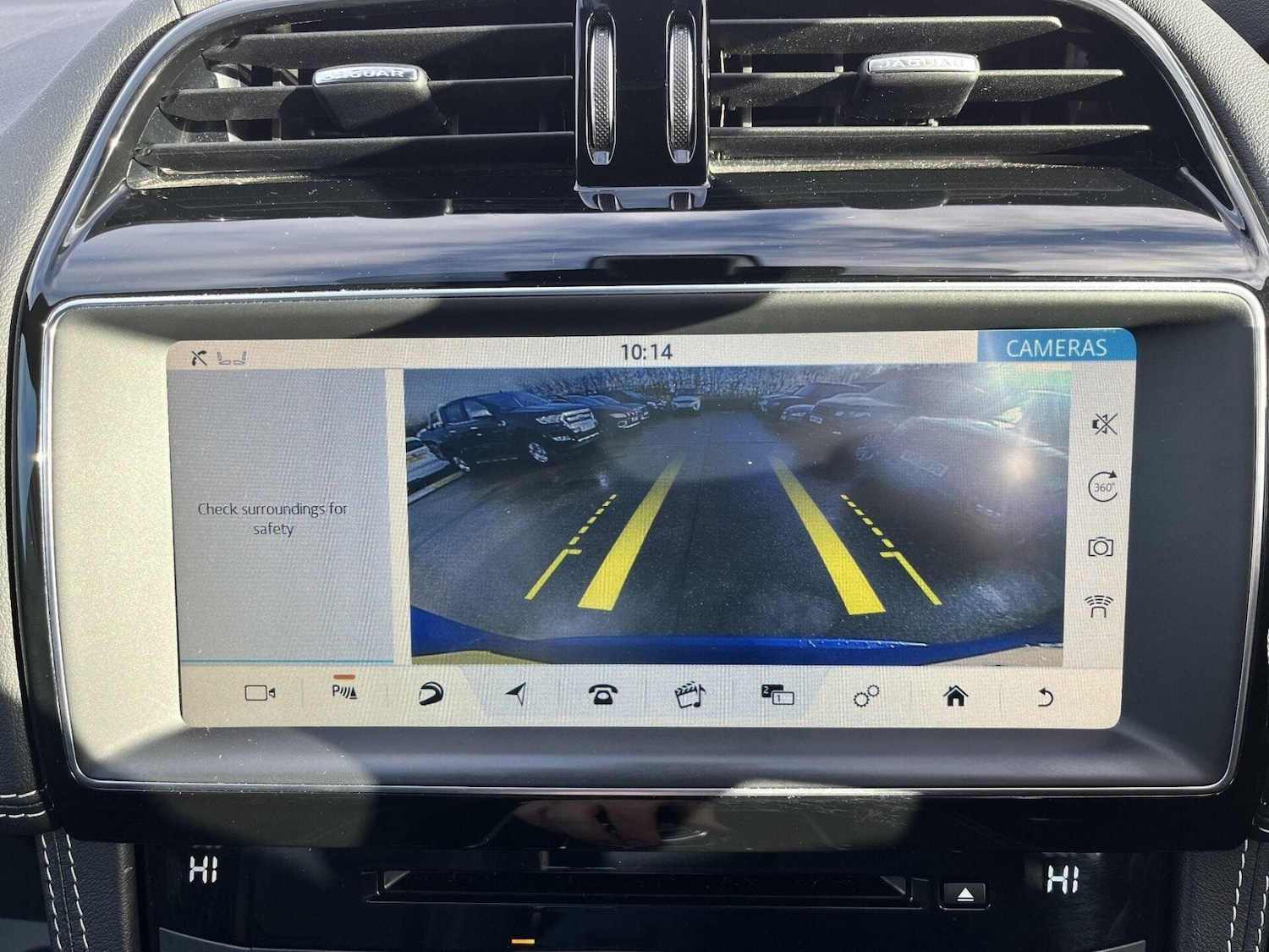 Used Jaguar F-Pace 2018 for sale - 77195247: Photo 9