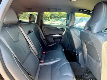Used Volvo XC60 2016 for sale - 79404562: Photo