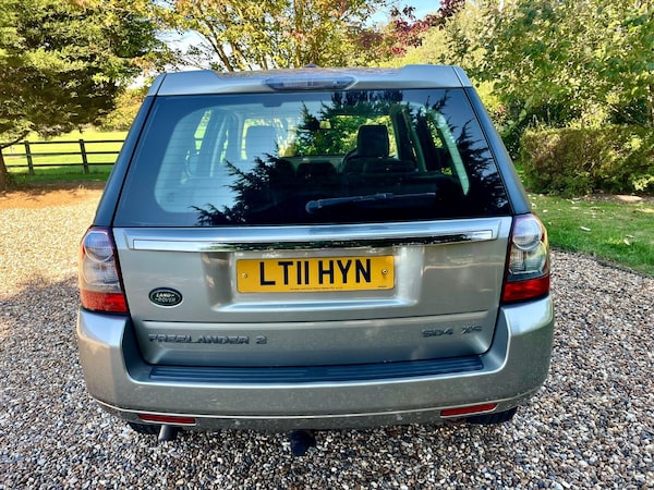 Used Land Rover Freelander 2 2011 for sale - 76011420: Photo 11