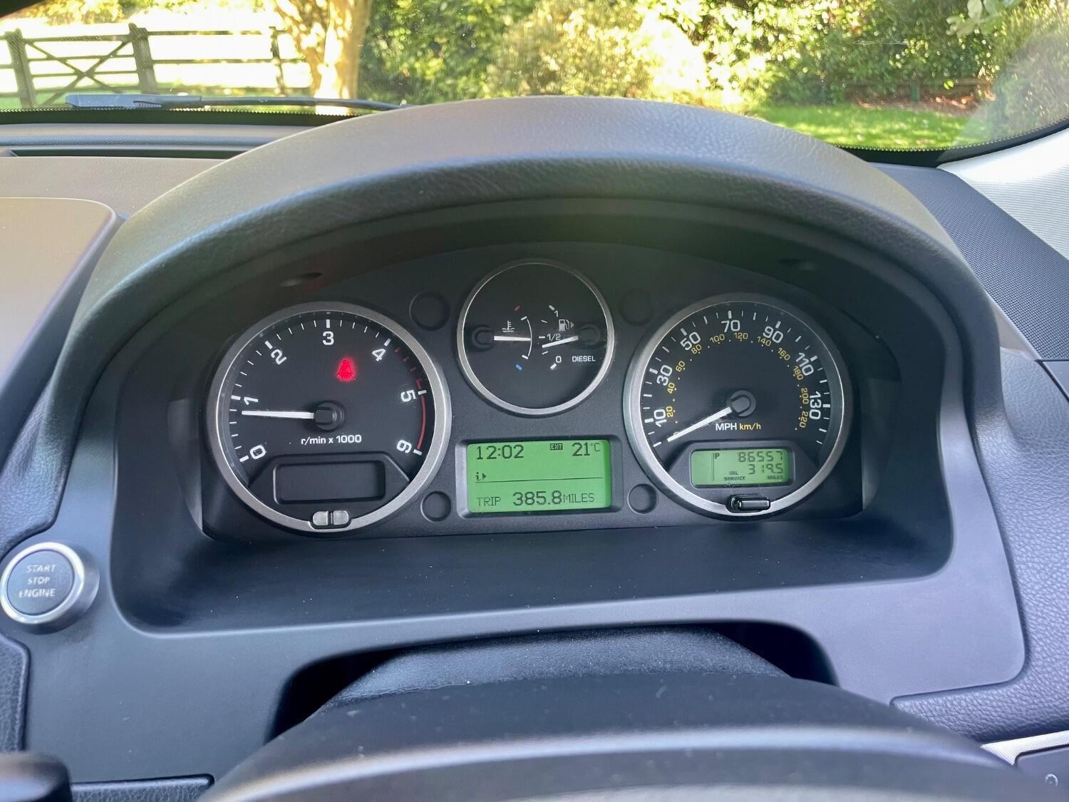 Used Land Rover Freelander 2 2011 for sale - 76011420: Photo 12