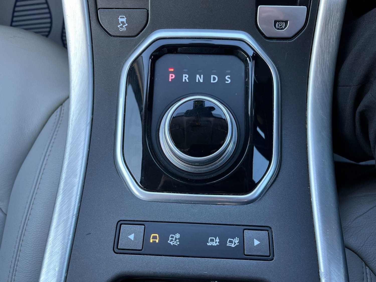 Used Land Rover Range Rover Evoque 2015 for sale - 76776456: Photo 12