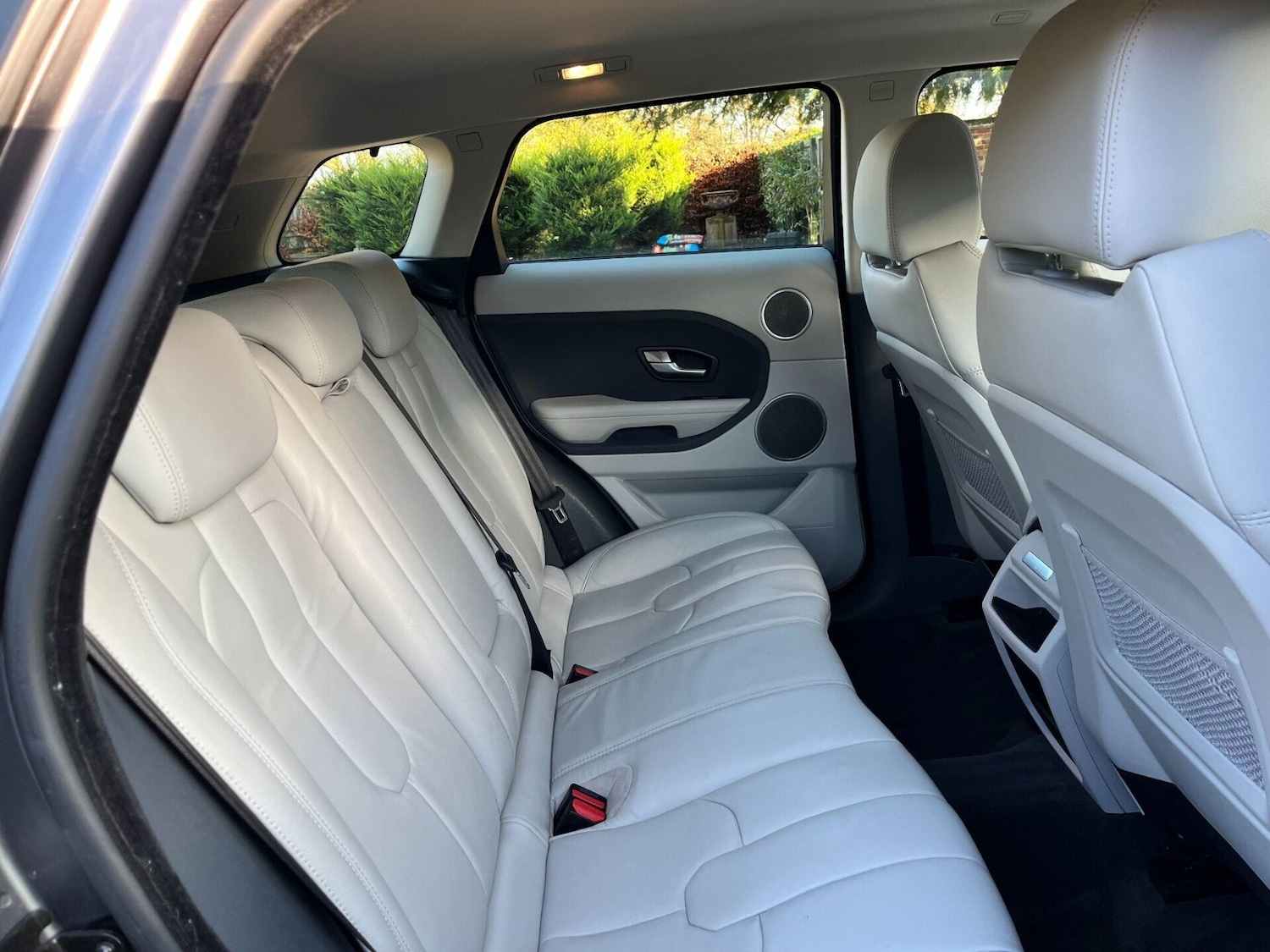 Used Land Rover Range Rover Evoque 2015 for sale - 76776456: Photo 4