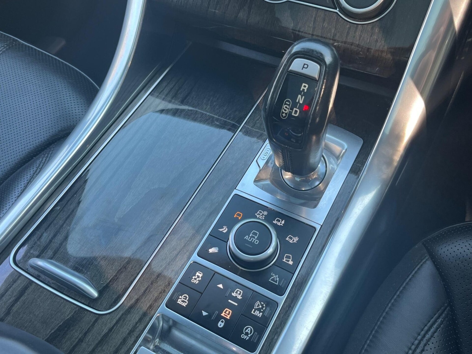 Used Land Rover Range Rover Sport 2017 for sale - 76776413: Photo 26