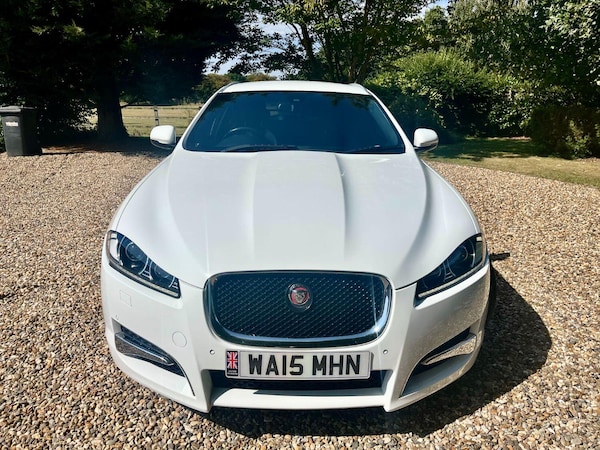 Used Jaguar XF 2015 for sale - 75523650: Photo 3