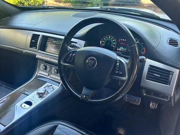 Used Jaguar XF 2015 for sale - 75523650: Photo 9