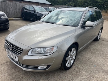 Used Volvo V70 2015 for sale - 79367950: Photo