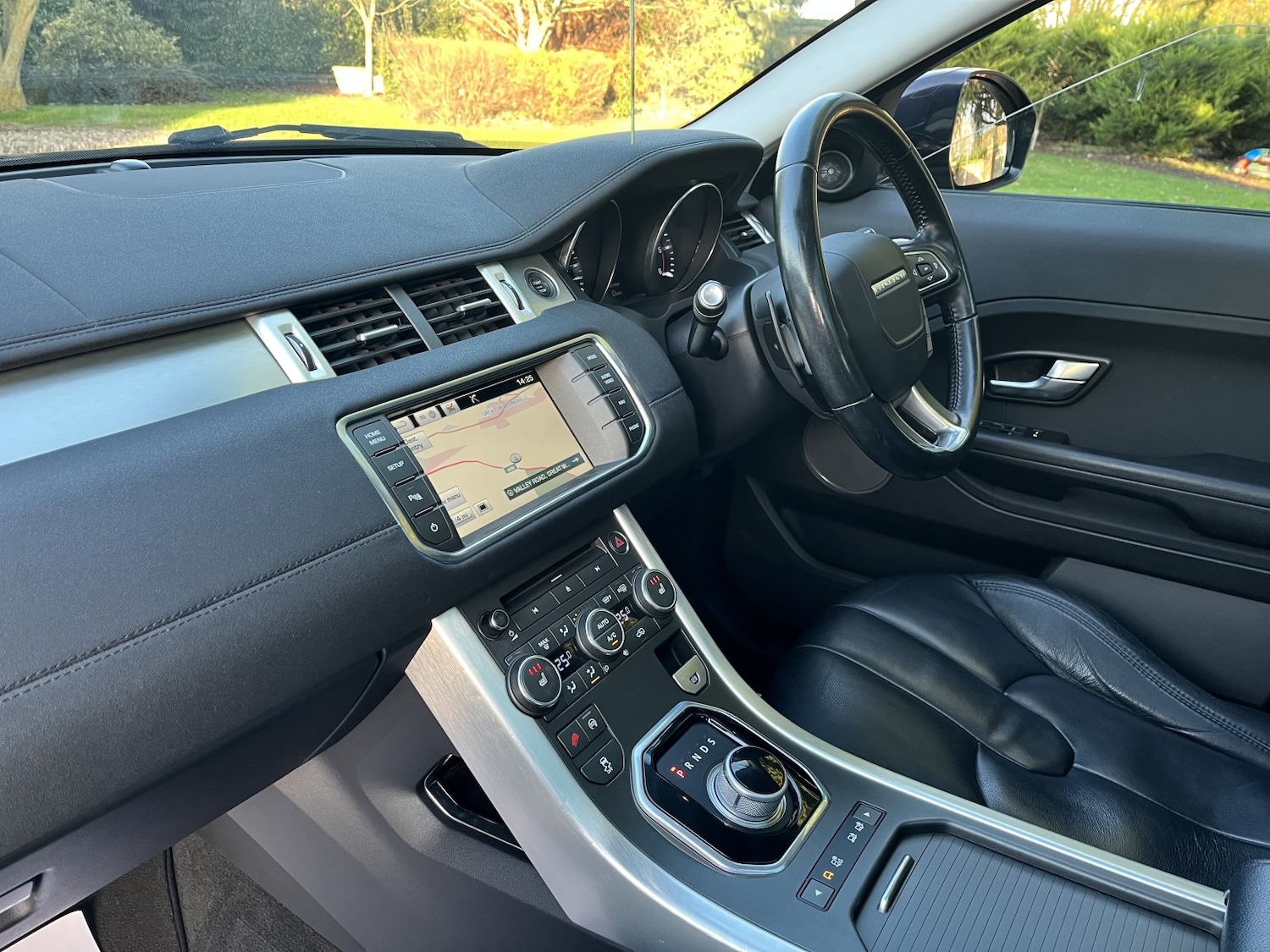 Used Land Rover Range Rover Evoque 2015 for sale - 76706154: Photo 31