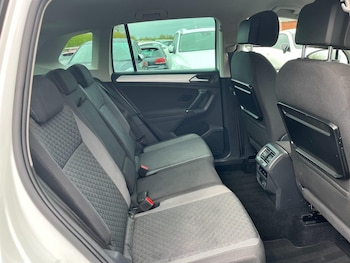 Used Volkswagen Tiguan 2016 for sale - 77805065: Photo