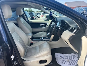 Used Land Rover Discovery Sport 2017 for sale - 79098744: Photo