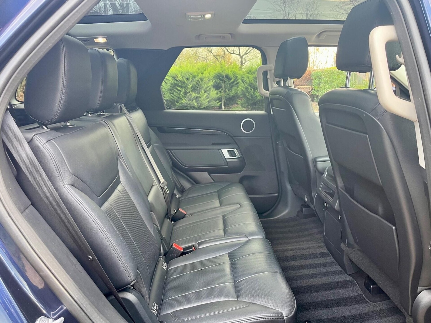 Used Land Rover Discovery 2017 for sale - 76859938: Photo 16