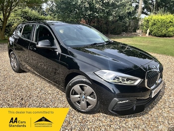2019 - 1.5 116d SE 5-Door