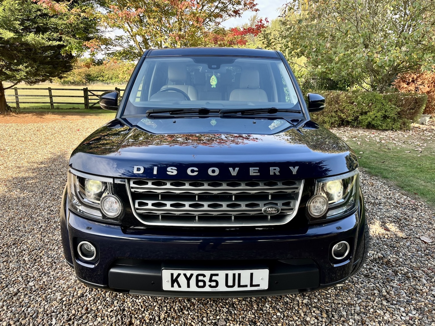 Used Land Rover Discovery 4 2015 for sale - 76107429: Photo 3