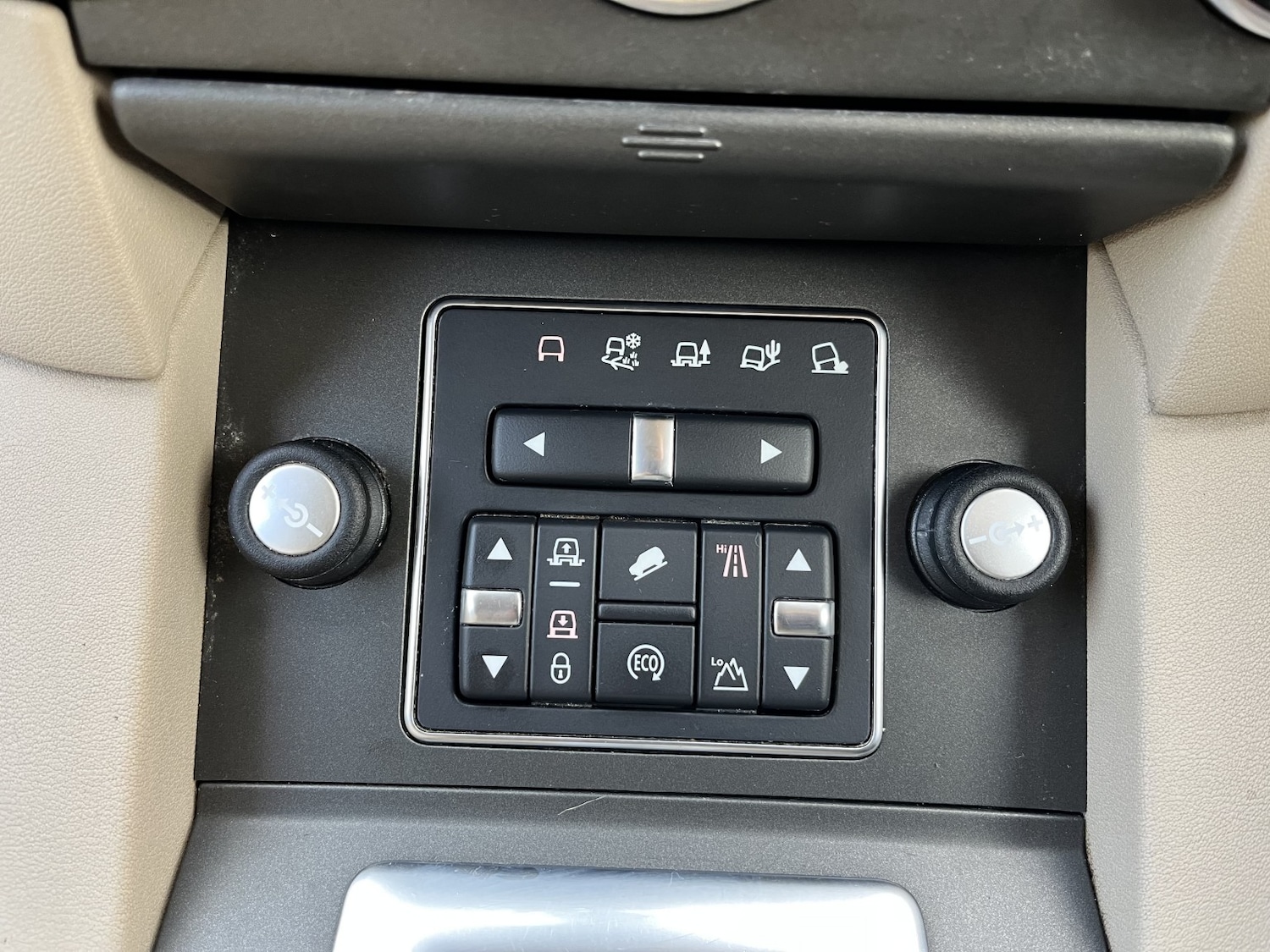 Used Land Rover Discovery 4 2015 for sale - 76107429: Photo 36