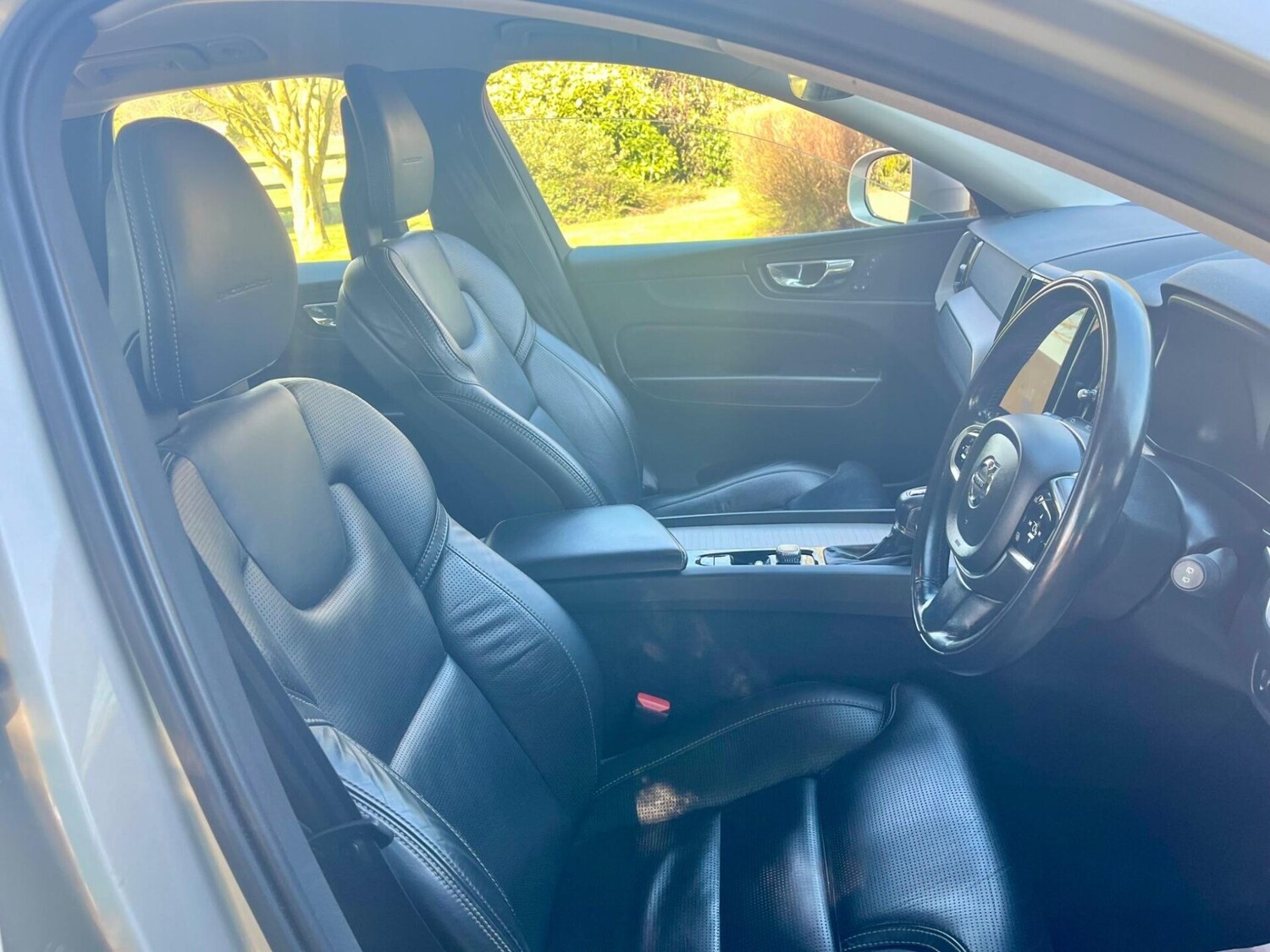 Used Volvo XC60 2017 for sale - 76776459: Photo 27