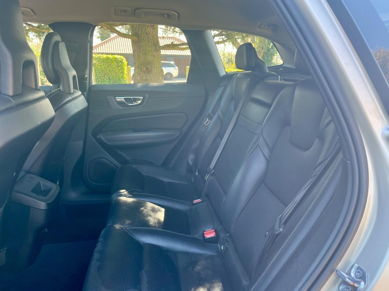 Used Volvo XC60 2017 for sale - 76776459: Photo 29