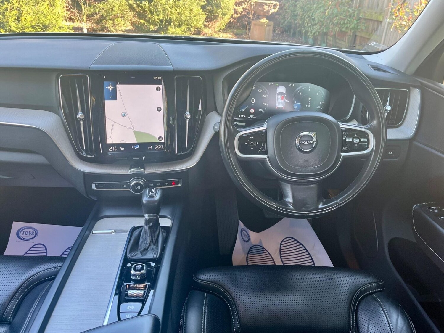 Used Volvo XC60 2017 for sale - 76776459: Photo 7