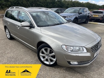 Used Volvo V70 2015 for sale - 79606764: Photo