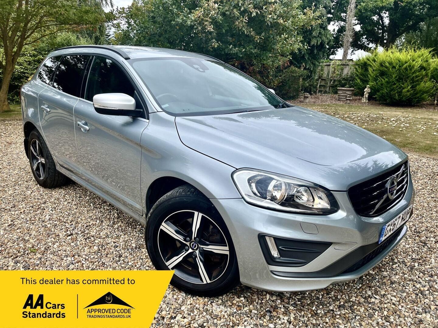 Used Volvo XC60 2017 for sale - 76776457: Photo 1
