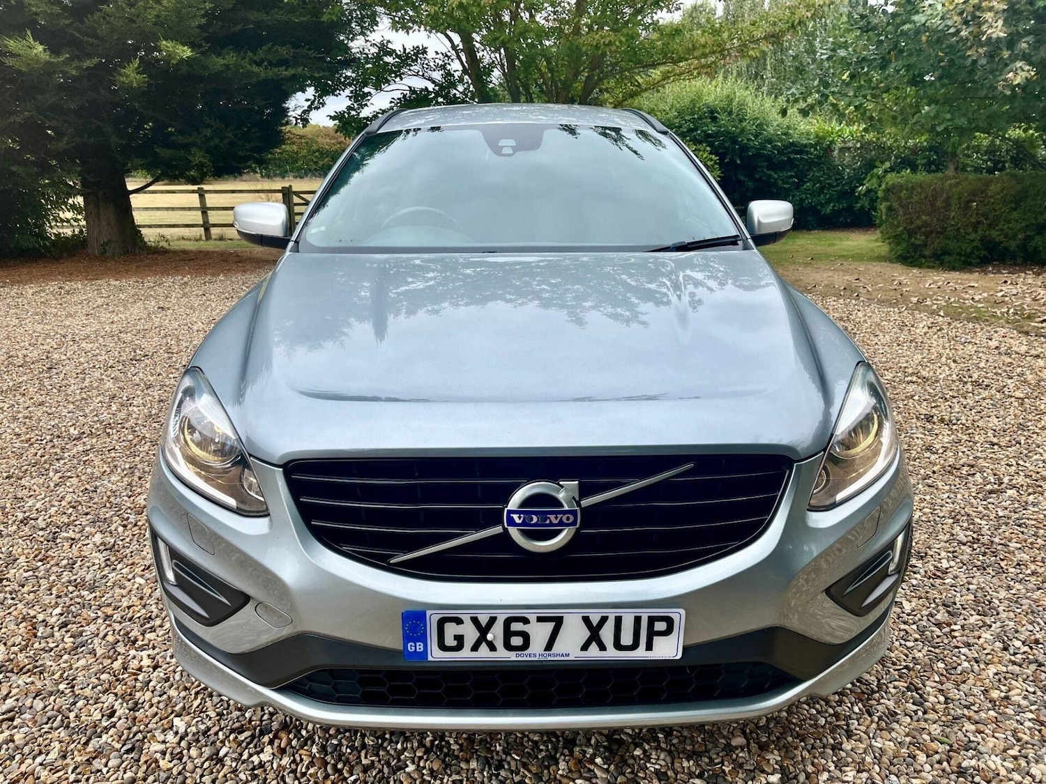 Used Volvo XC60 2017 for sale - 76776457: Photo 3