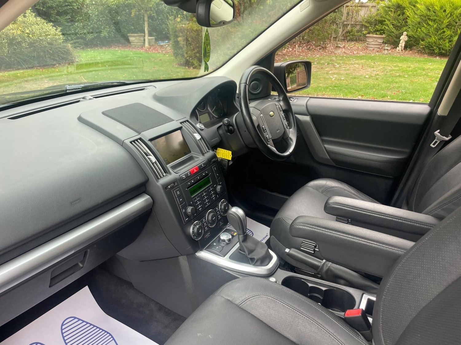 Used Land Rover Freelander 2010 for sale - 76863098: Photo 2