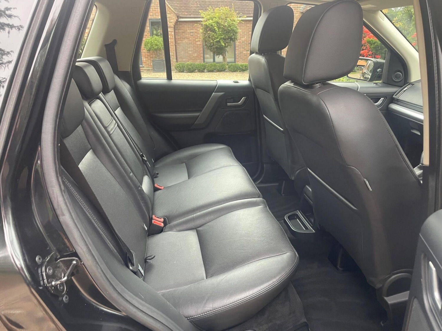 Used Land Rover Freelander 2010 for sale - 76863098: Photo 8